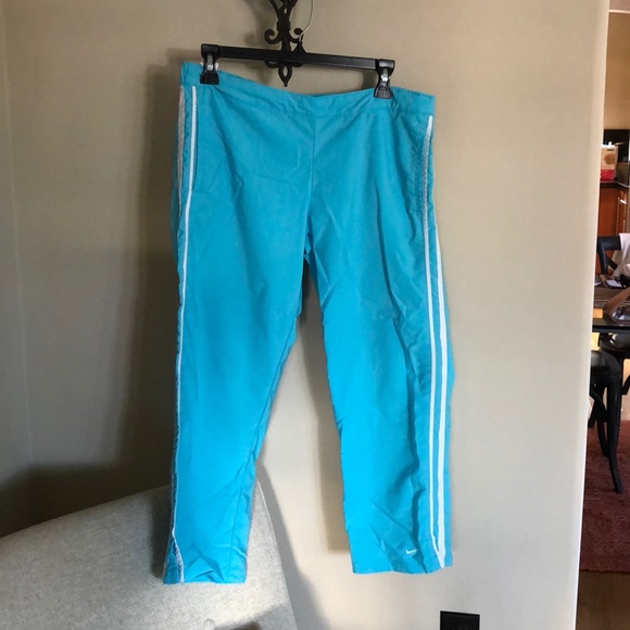 Nike Bundle 2 women’s sweats - Picture 5 of 8